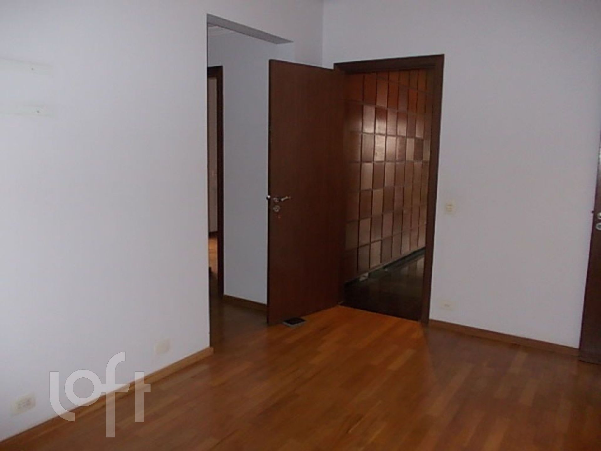 Apartamento à venda com 4 quartos, 246m² - Foto 10