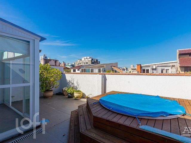 Apartamento com 102m², 1 dormitório, 1 vaga, Santa Cecília em Porto Alegre