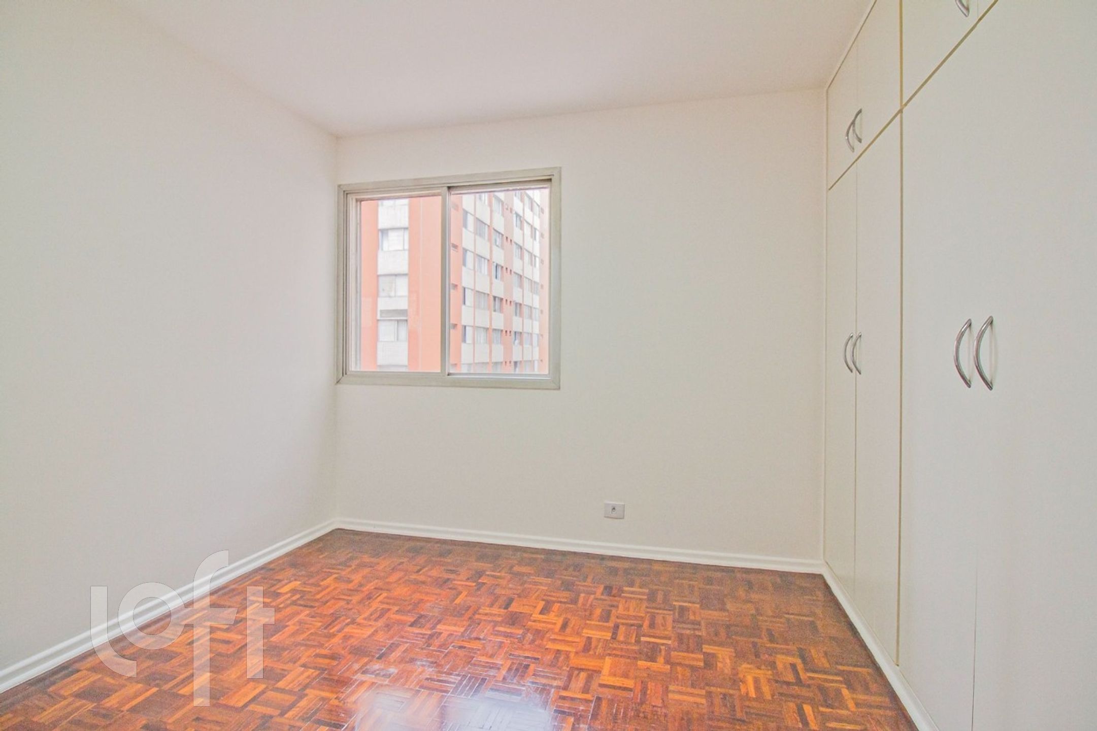 Apartamento à venda com 2 quartos, 97m² - Foto 13