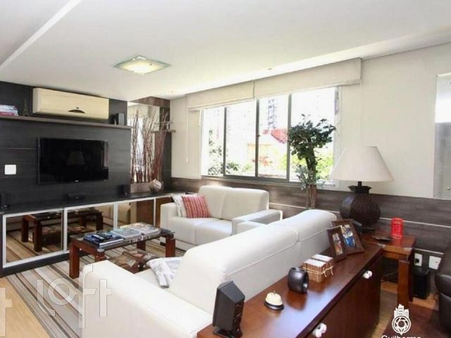 Apartamento com 191m², 4 dormitórios, 3 suítes, 2 vagas, Boa Vista em Porto Alegre