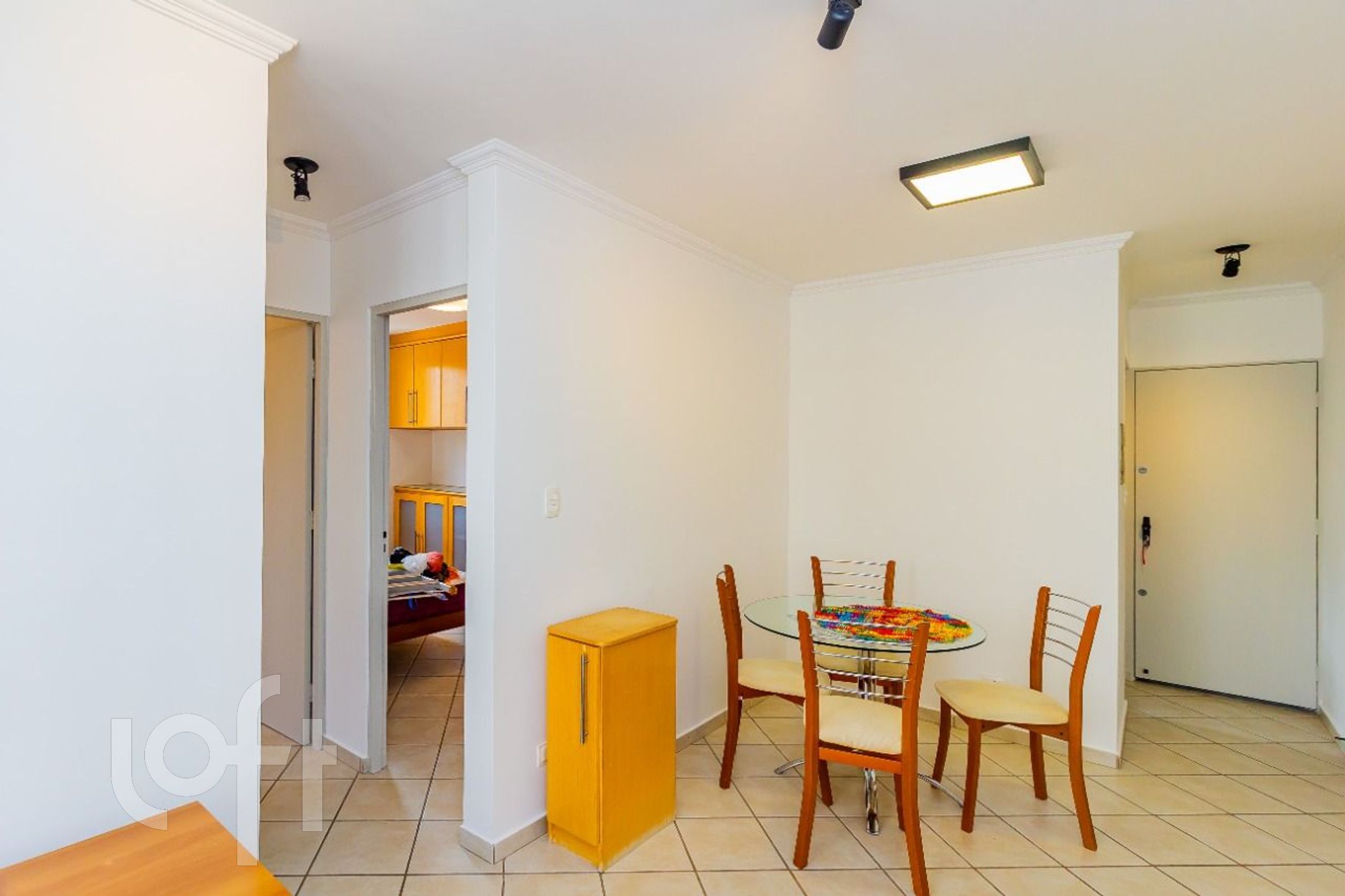 Apartamento à venda com 2 quartos, 50m² - Foto 2