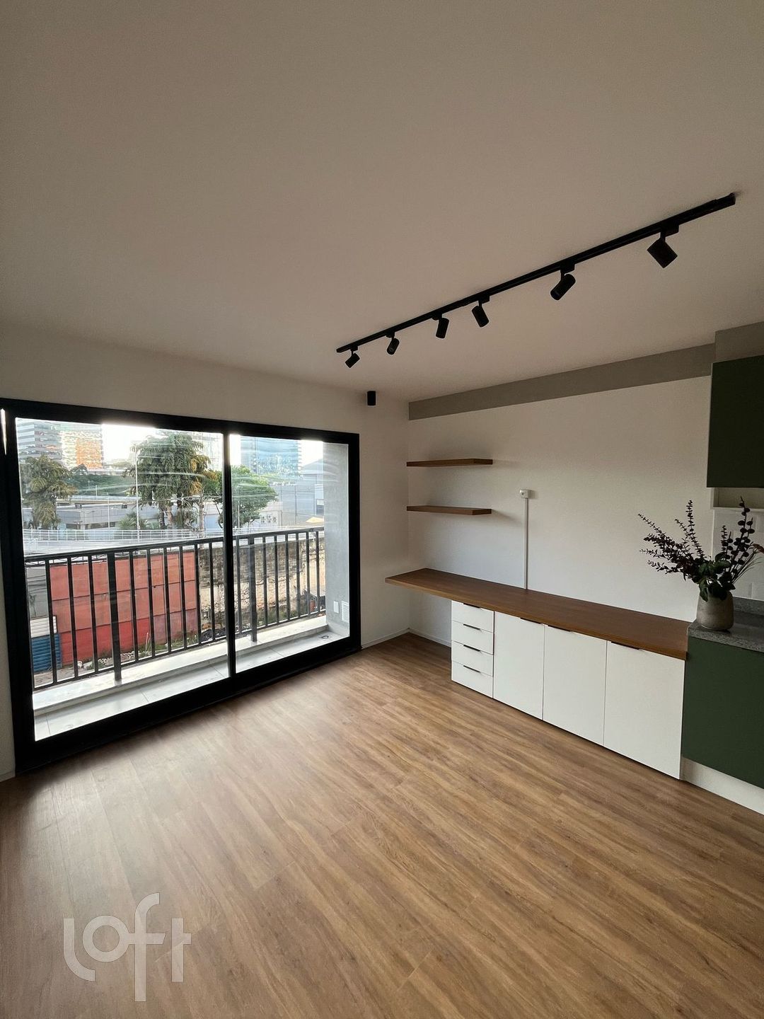 Apartamento à venda com 1 quarto, 25m² - Foto 2