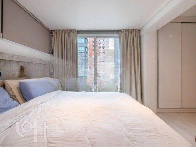 Apartamento com 127m², 2 dormitórios, 1 suíte, 2 vagas, Menino Deus em Porto Alegre