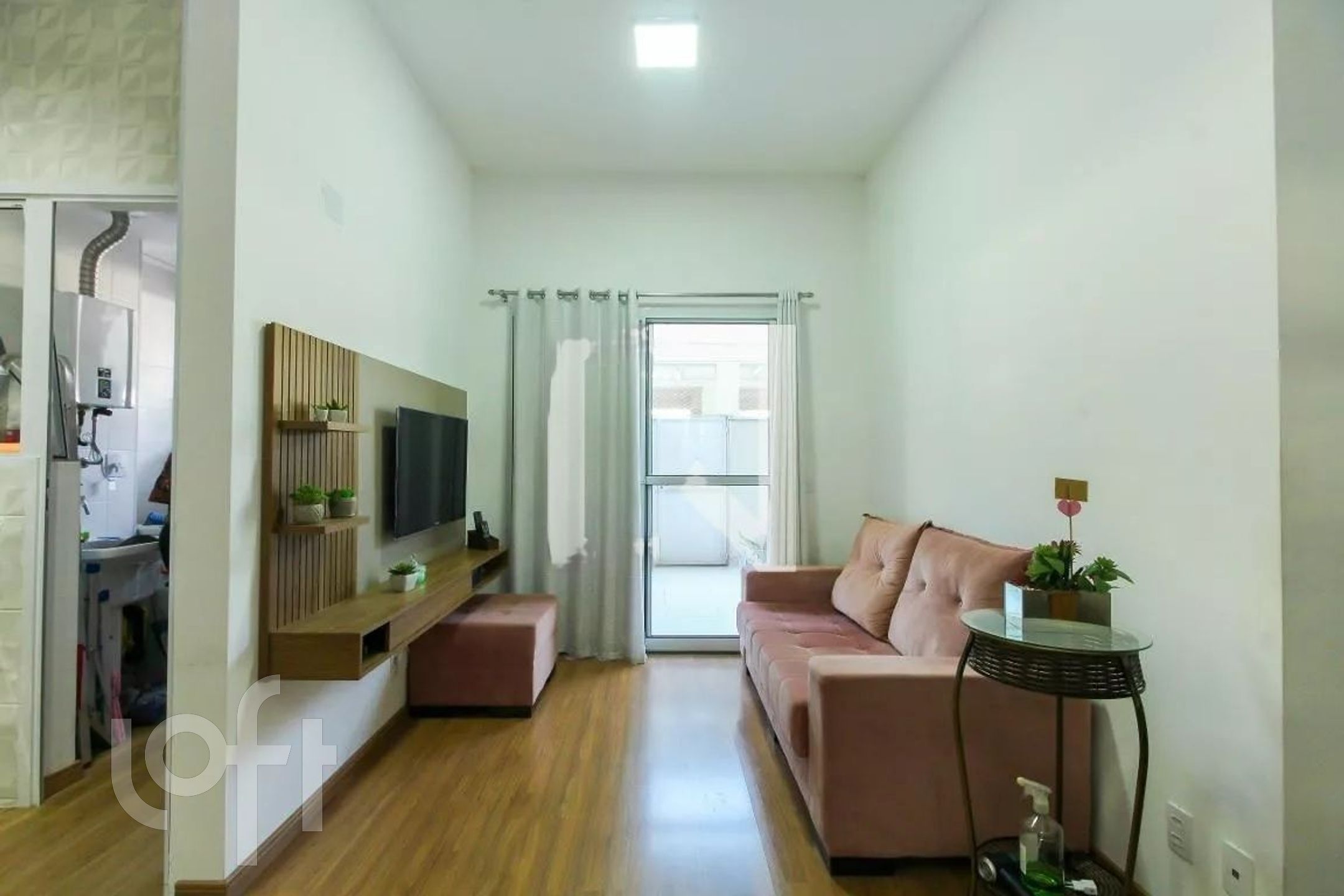 Apartamento à venda com 2 quartos, 83m² - Foto 1