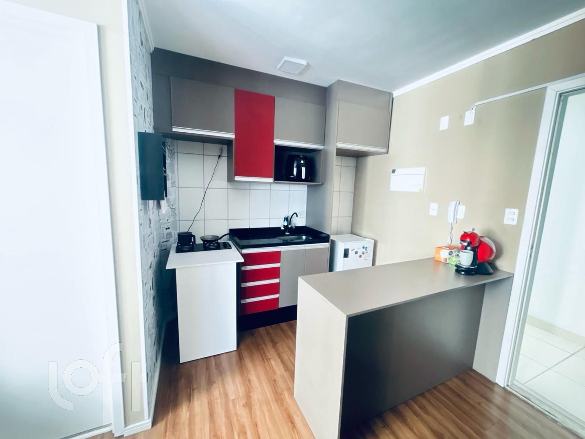 Apartamento à venda com 1 quarto, 24m² - Foto 1