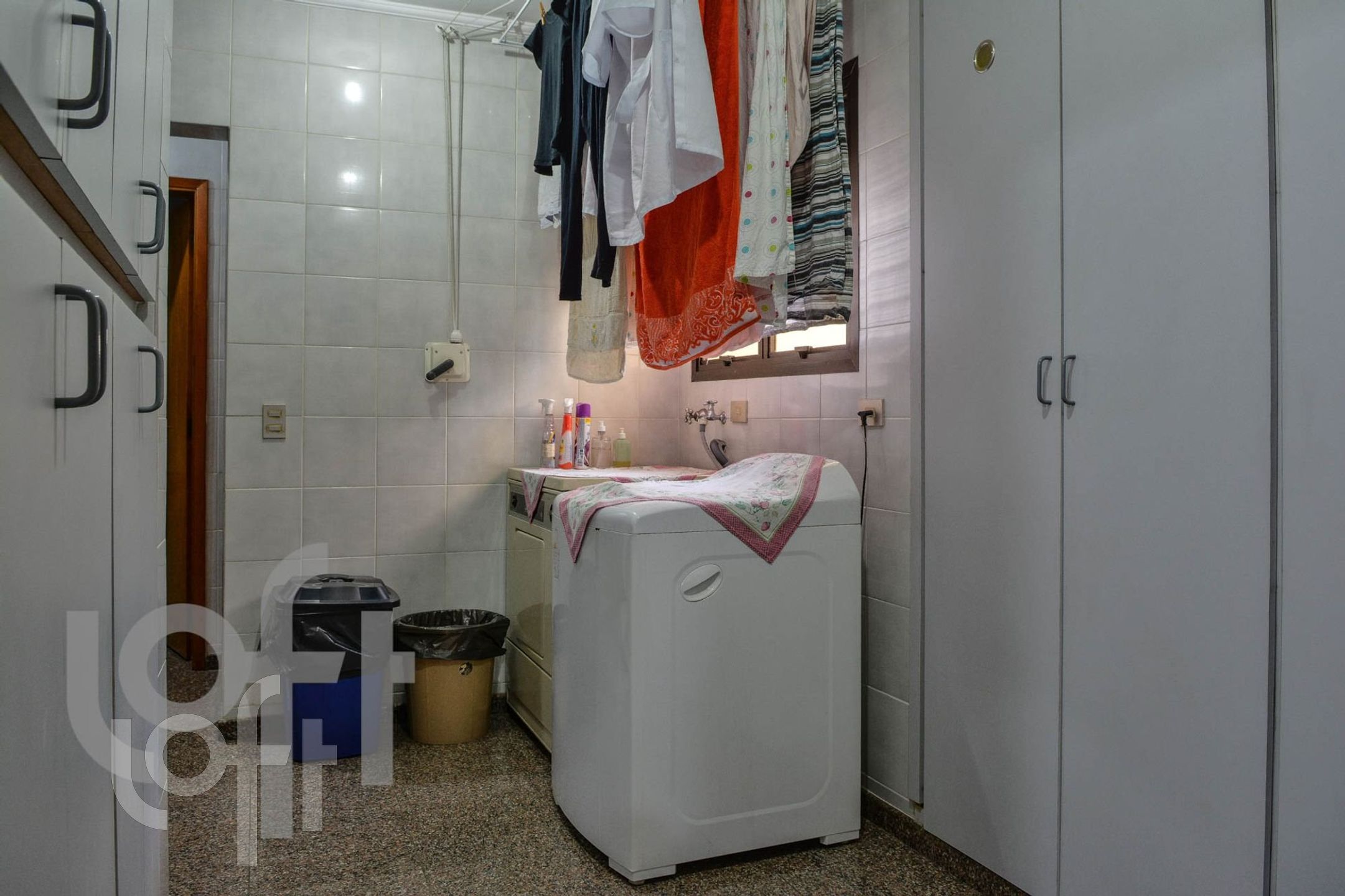 Apartamento à venda com 4 quartos, 190m² - Foto 28