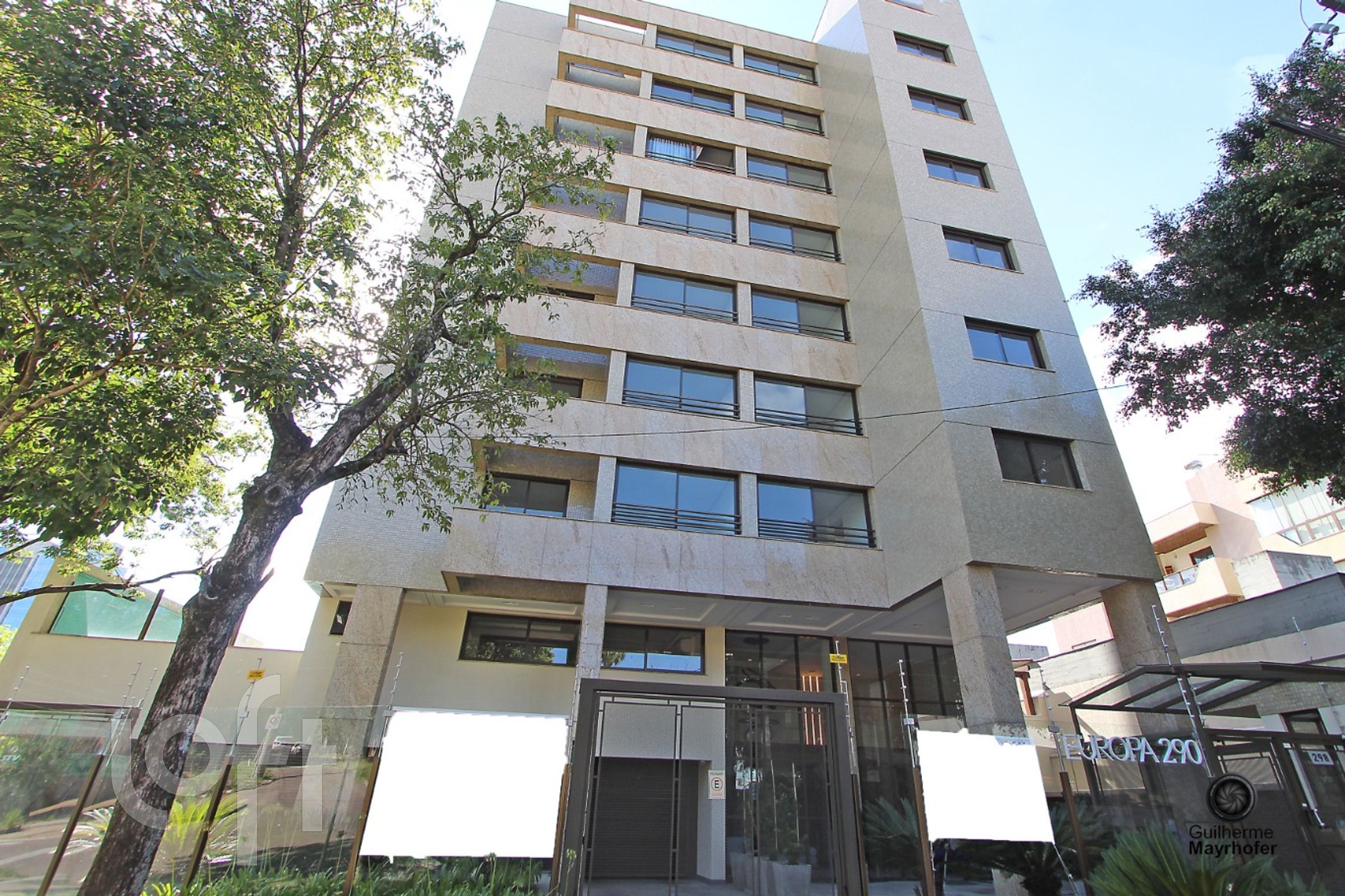 Apartamento com 78m², 2 dormitórios, 2 suítes, 2 vagas, Petrópolis em Porto Alegre