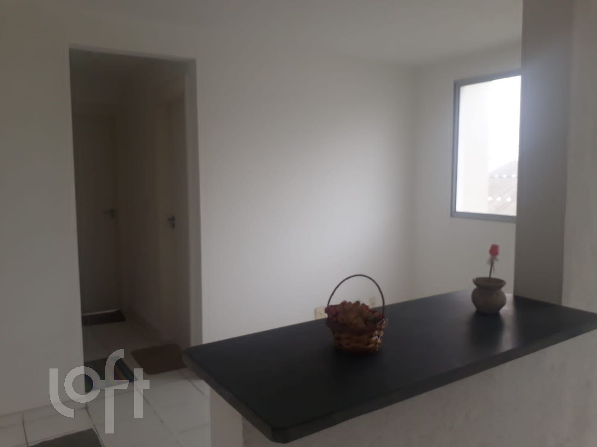 Apartamento à venda em Guadalupe com 45 m², 2 quartos, 1 vaga