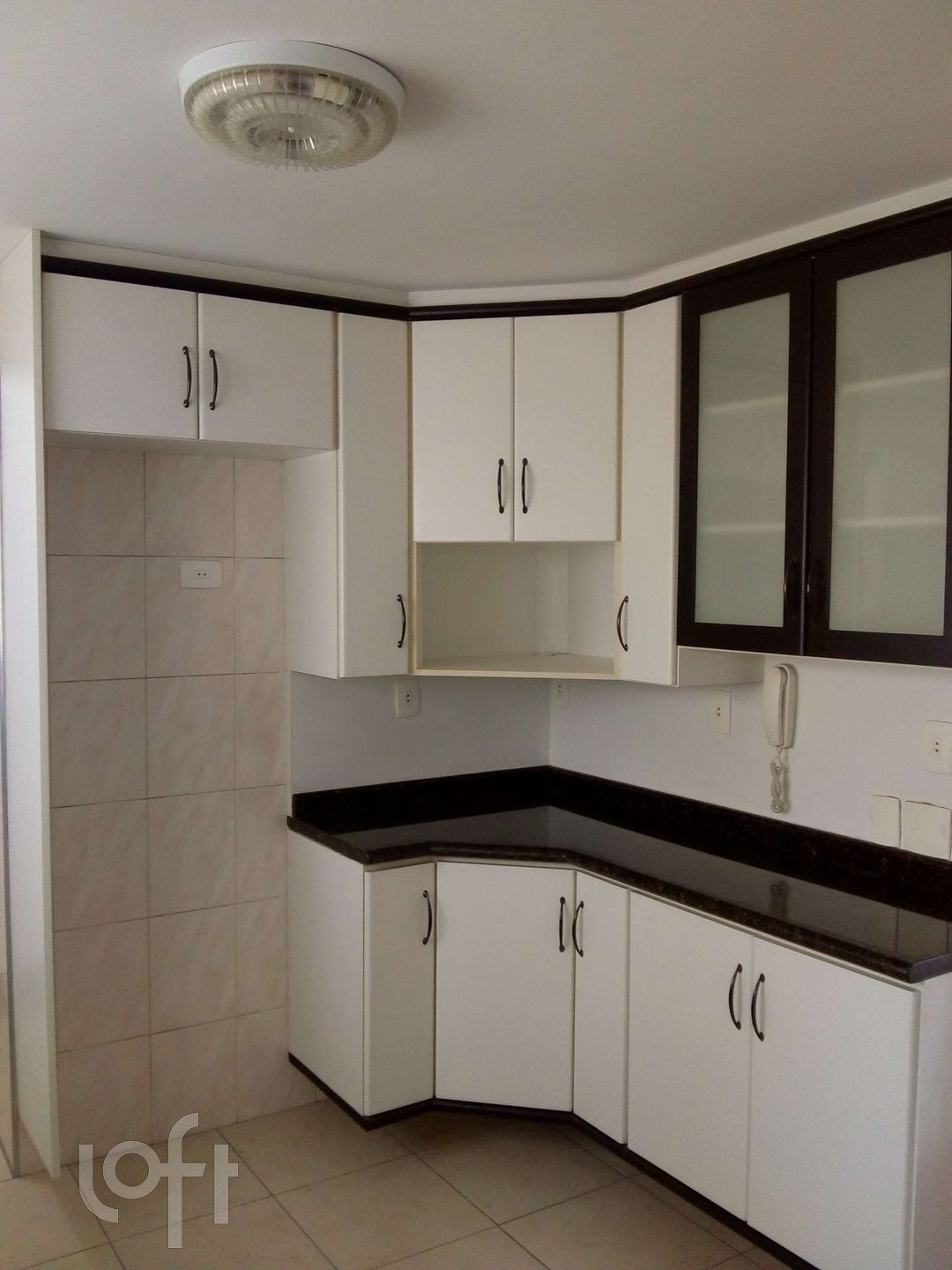 Apartamento à venda com 2 quartos, 85m² - Foto 2