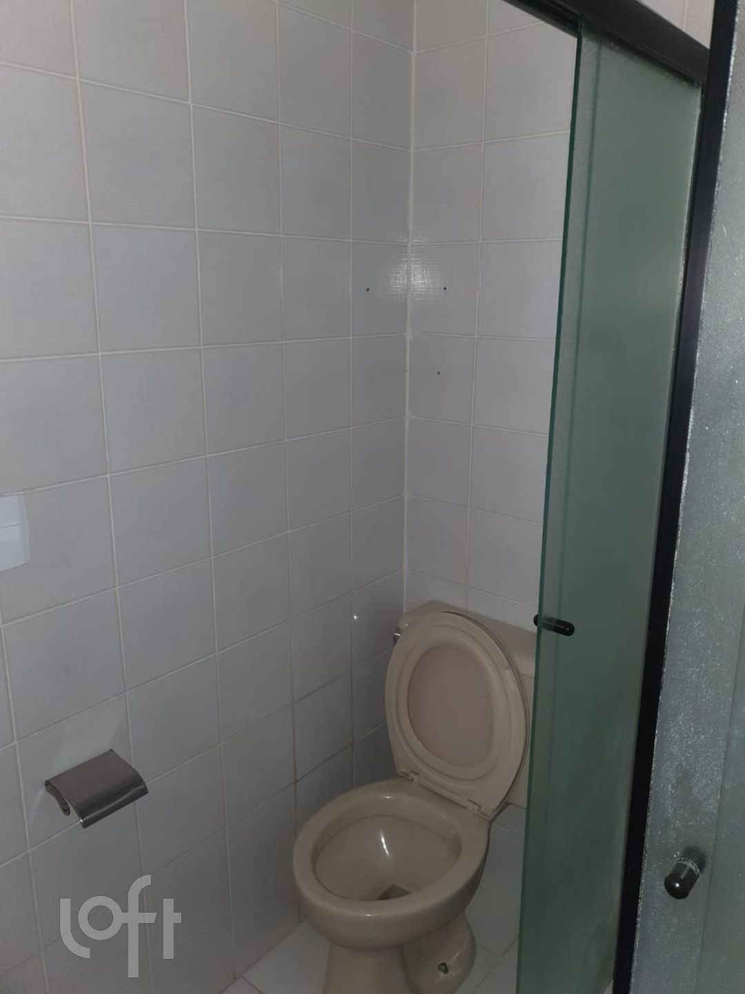 Apartamento à venda com 3 quartos, 75m² - Foto 2