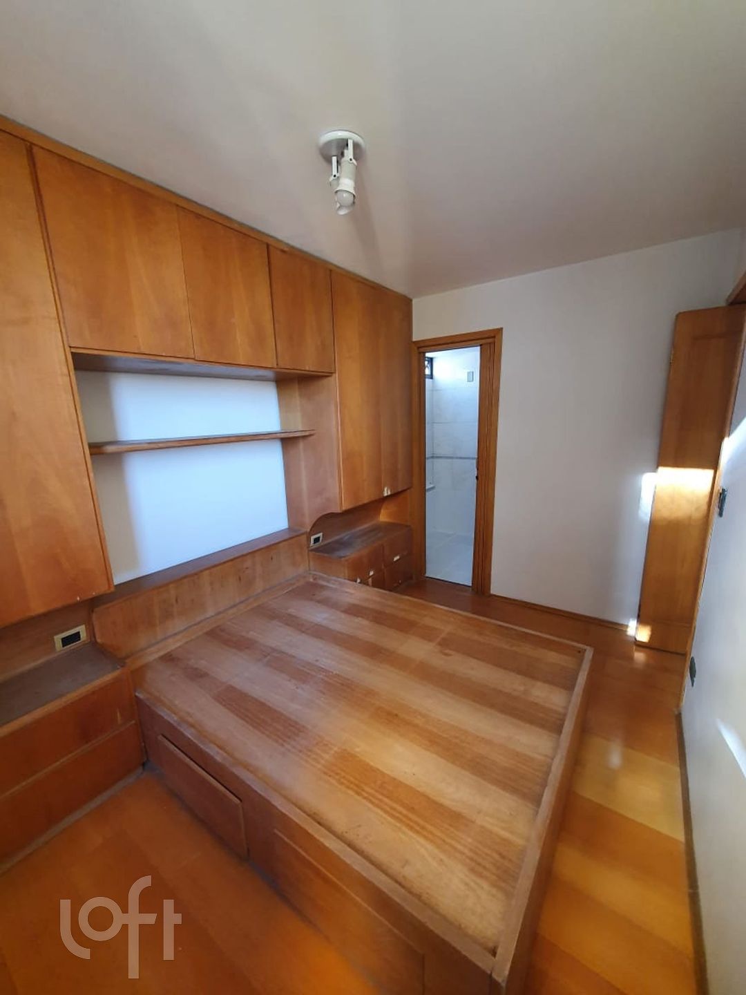 Apartamento à venda com 3 quartos, 75m² - Foto 8