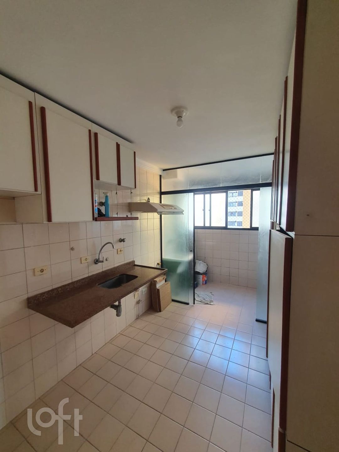 Apartamento à venda com 3 quartos, 75m² - Foto 13