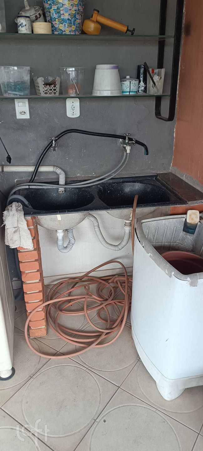 Casa à venda com 5 quartos, 280m² - Foto 17