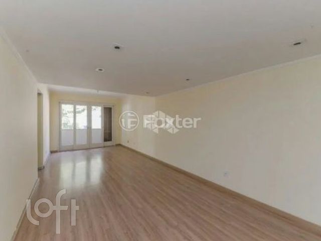 Apartamento com 101m², 3 dormitórios, 1 suíte, 1 vaga, Petrópolis em Porto Alegre