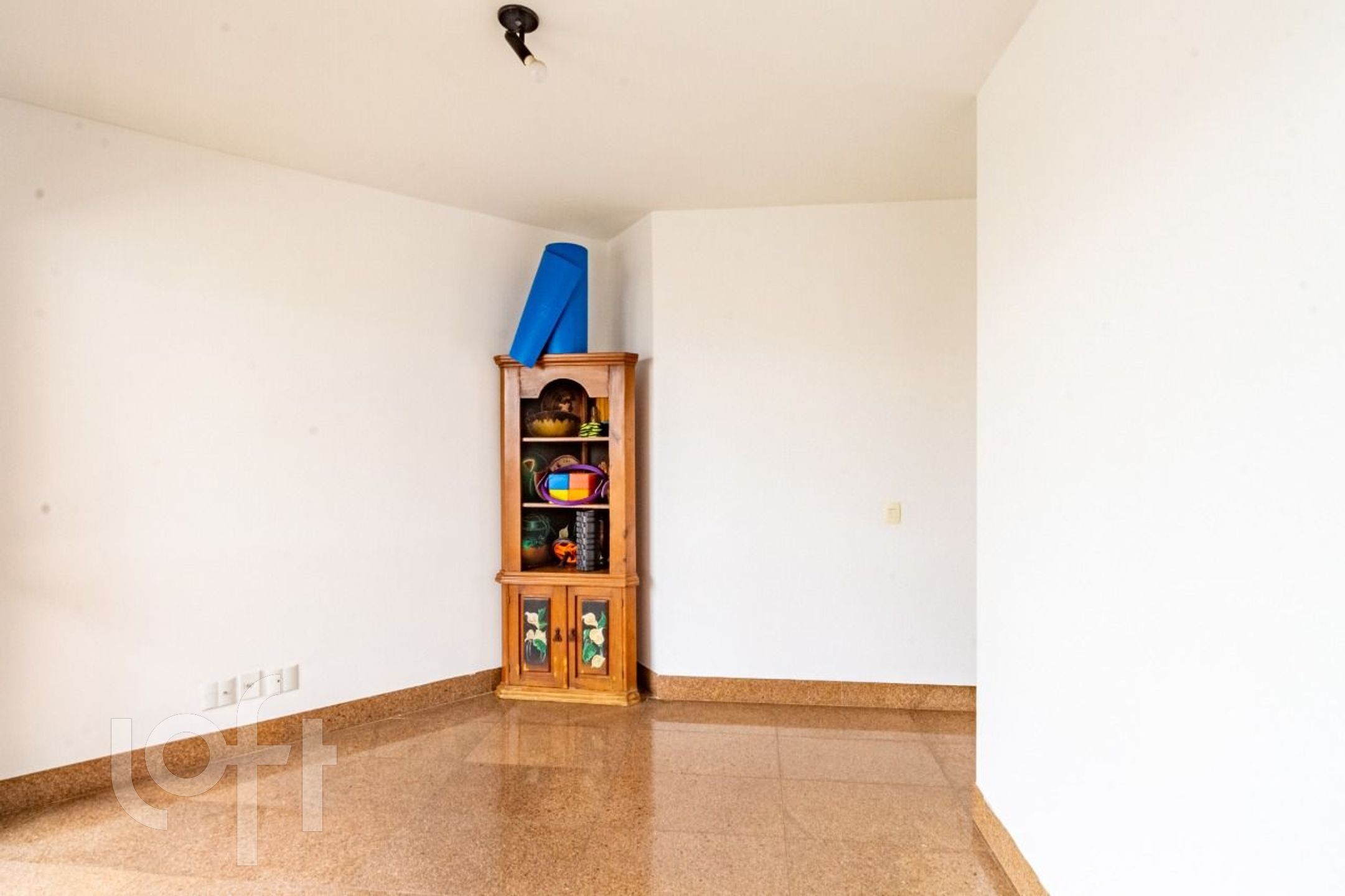 Apartamento à venda com 4 quartos, 238m² - Foto 7