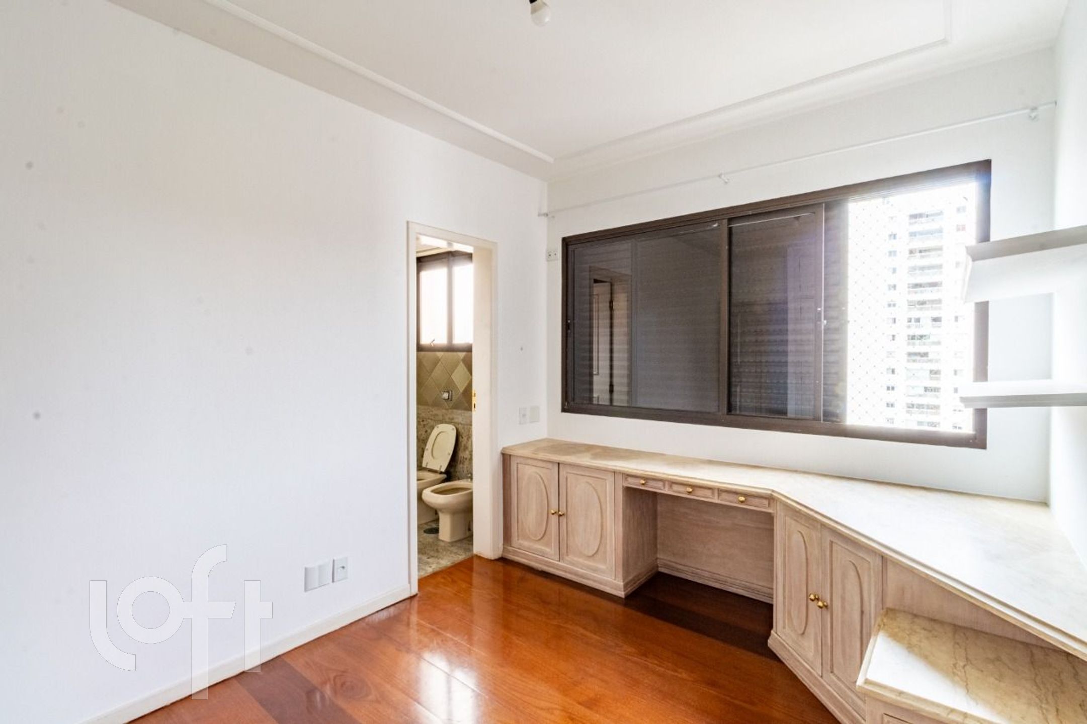 Apartamento à venda com 4 quartos, 238m² - Foto 20