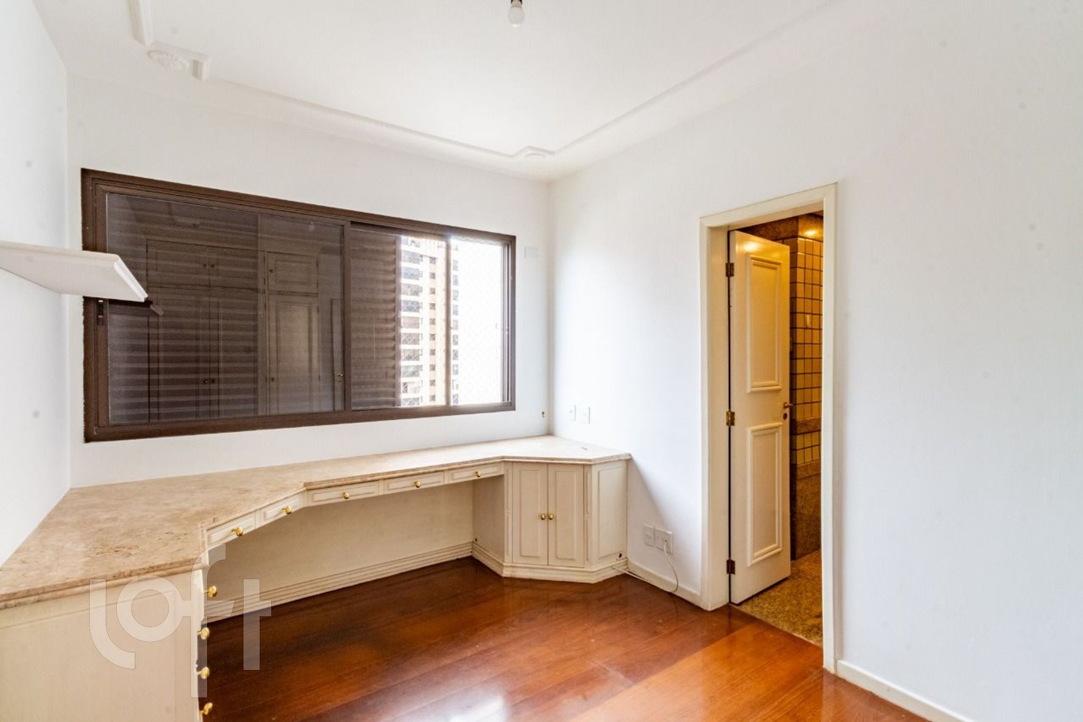 Apartamento à venda com 4 quartos, 238m² - Foto 16