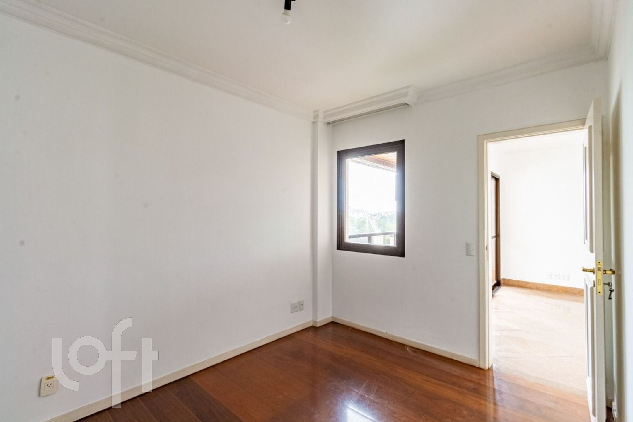 Apartamento à venda com 4 quartos, 238m² - Foto 29