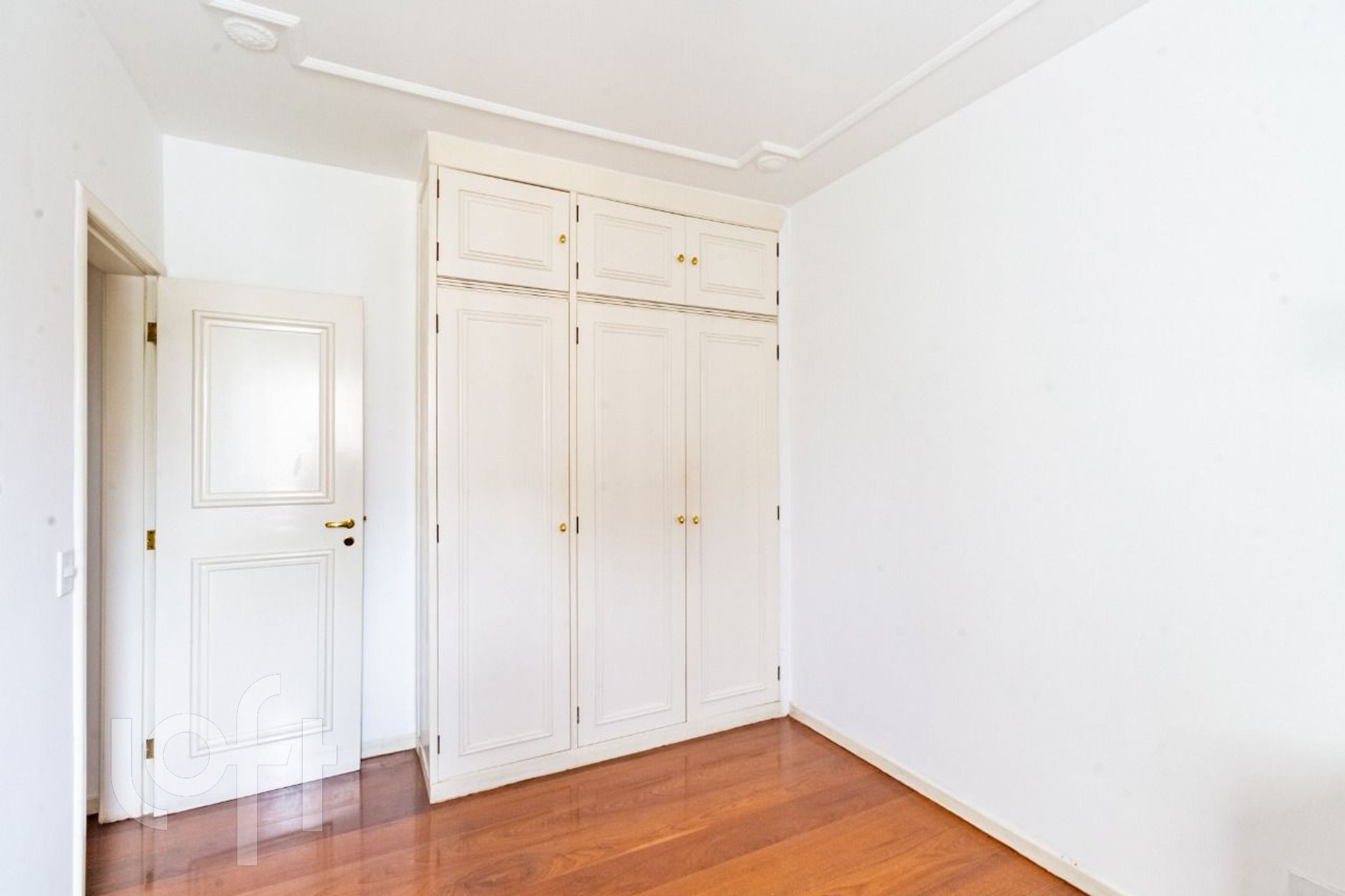 Apartamento à venda com 4 quartos, 238m² - Foto 18