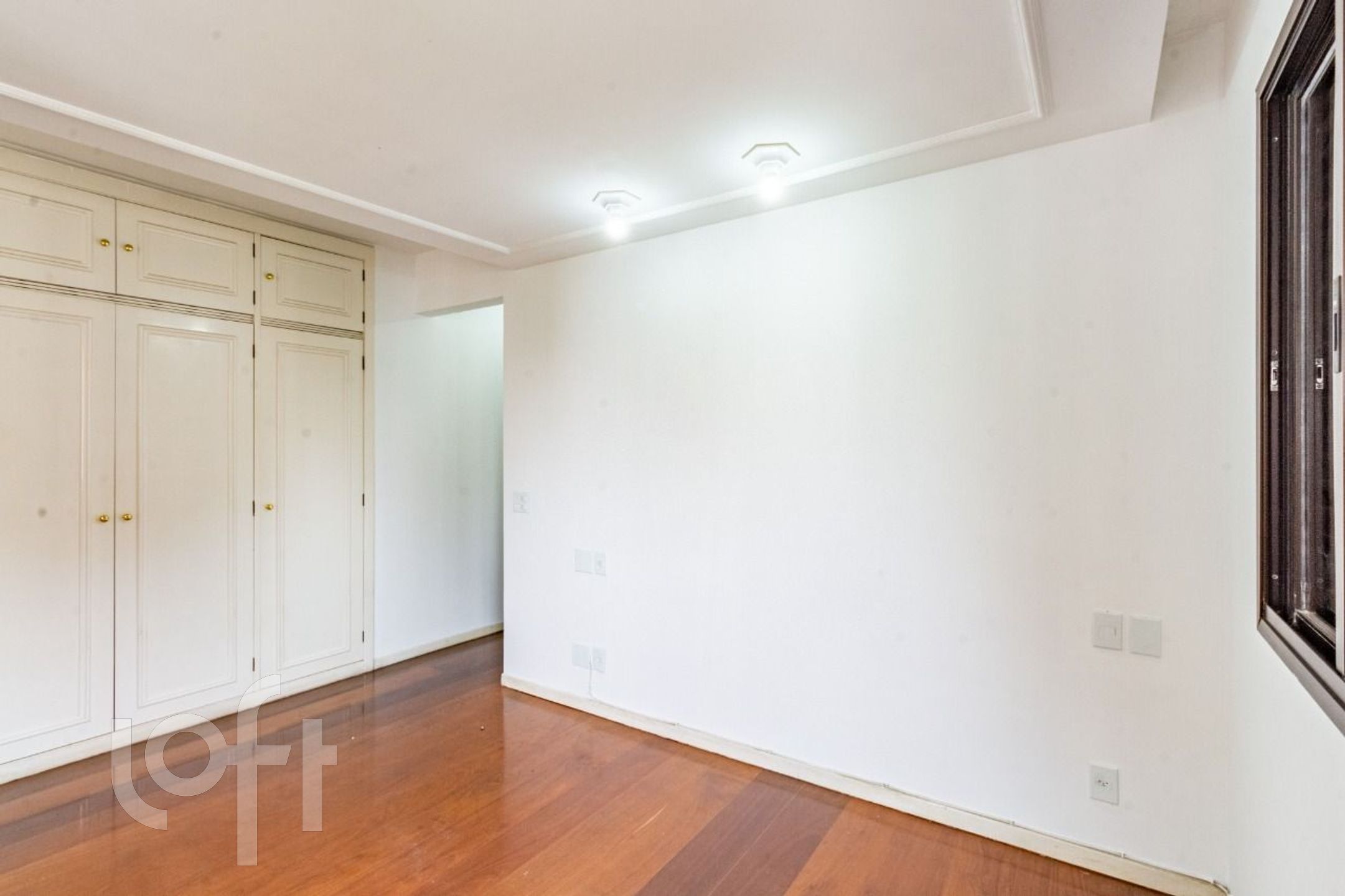 Apartamento à venda com 4 quartos, 238m² - Foto 28