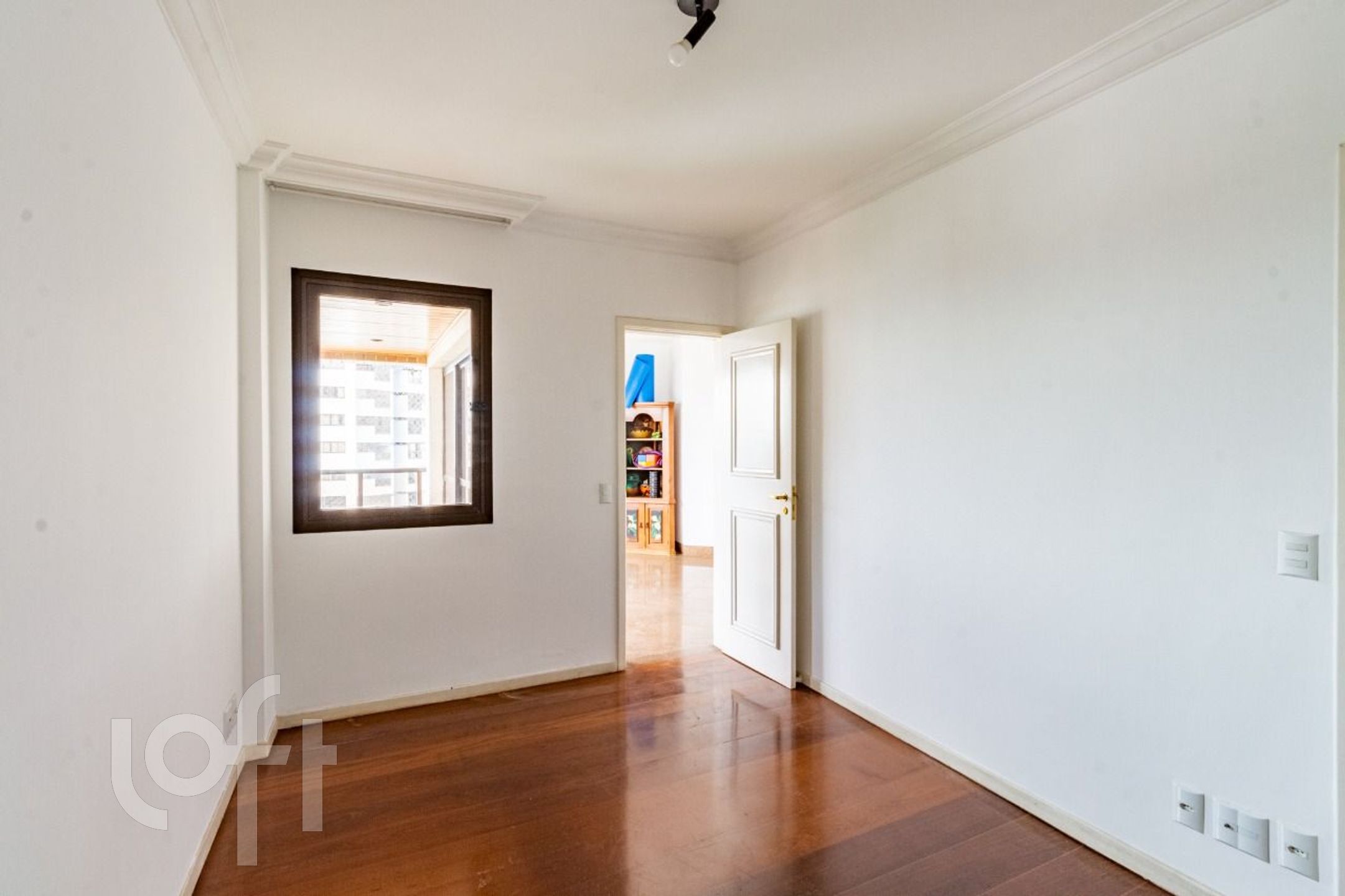 Apartamento à venda com 4 quartos, 238m² - Foto 31