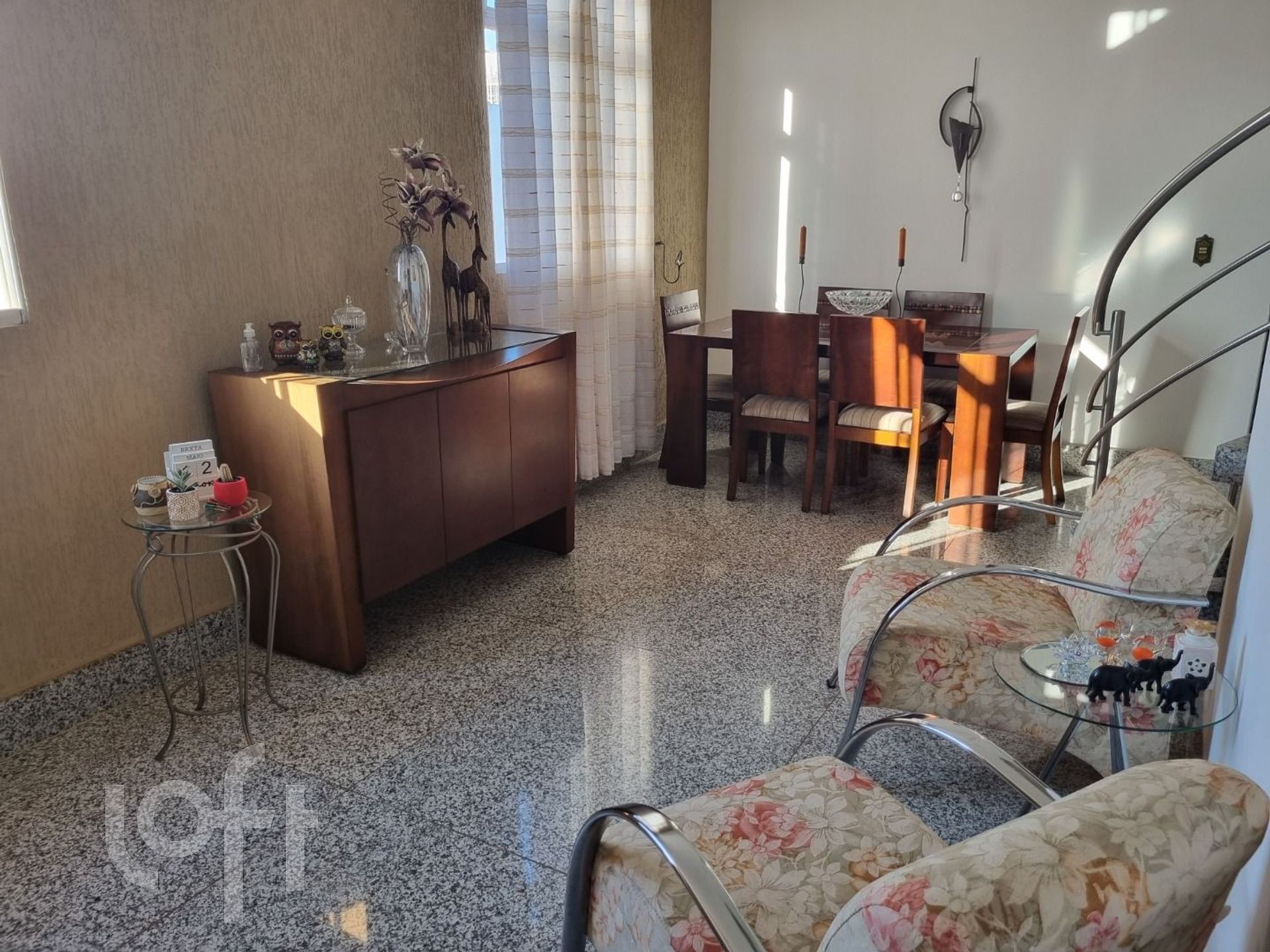 Apartamento à venda com 4 quartos, 204m² - Foto 1