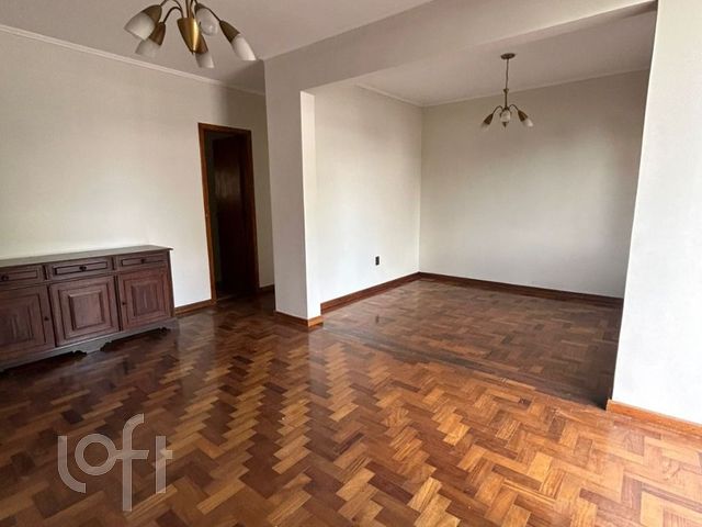 Apartamento com 105m², 3 dormitórios, 1 vaga, Menino Deus em Porto Alegre