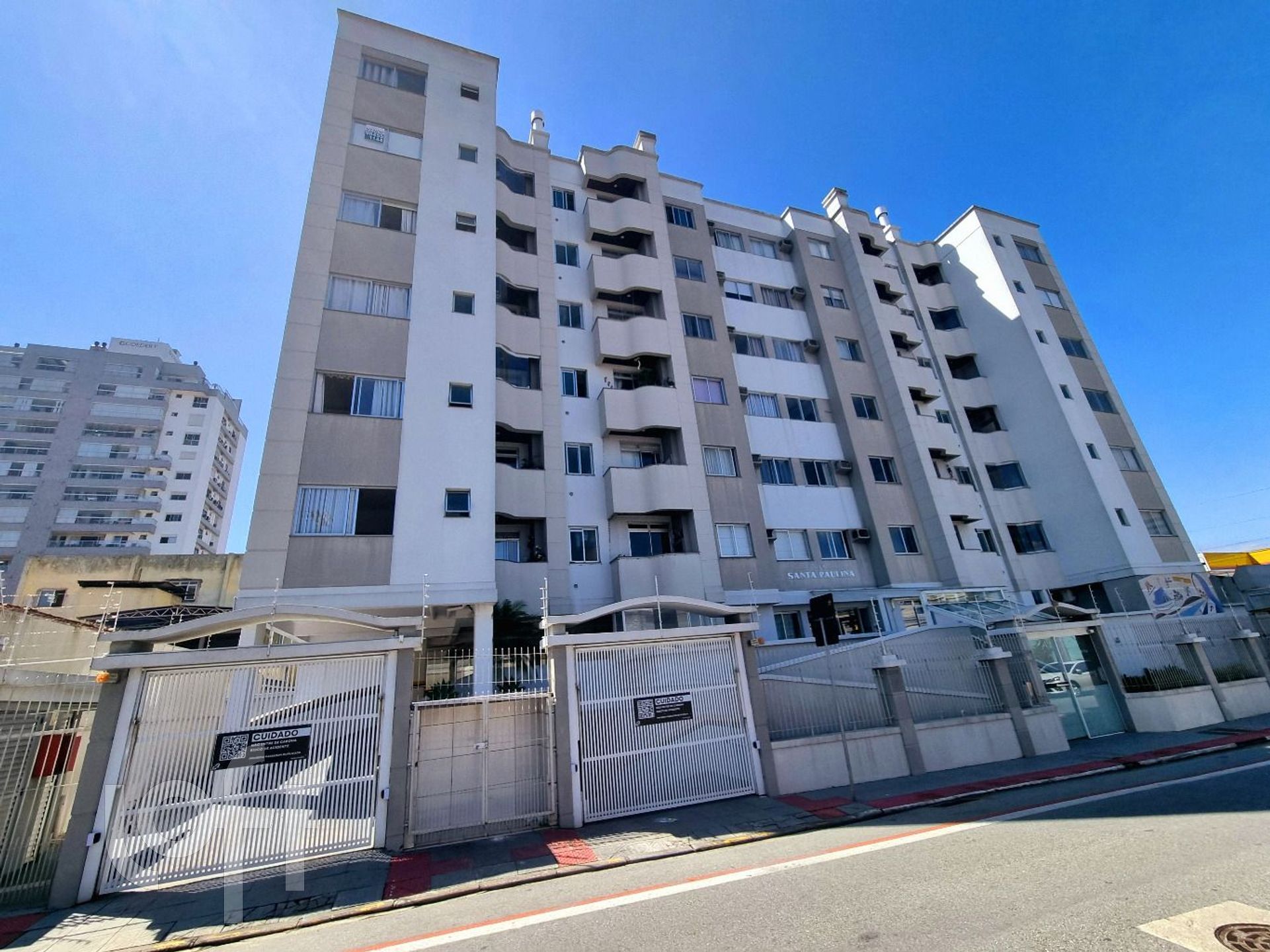 Apartamentos com 80m², 3 quartos, 1 suíte, no bairro Barreiros em São José