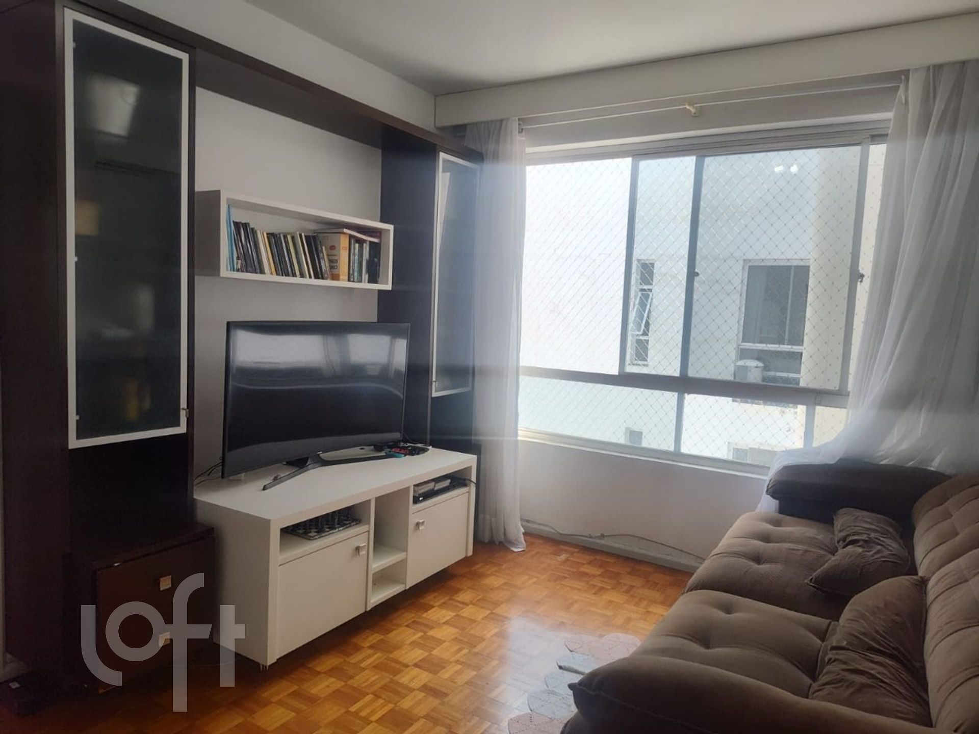 Apartamento à venda em Agronômica com 94 m², 4 quartos, 1 suíte, 1 vaga