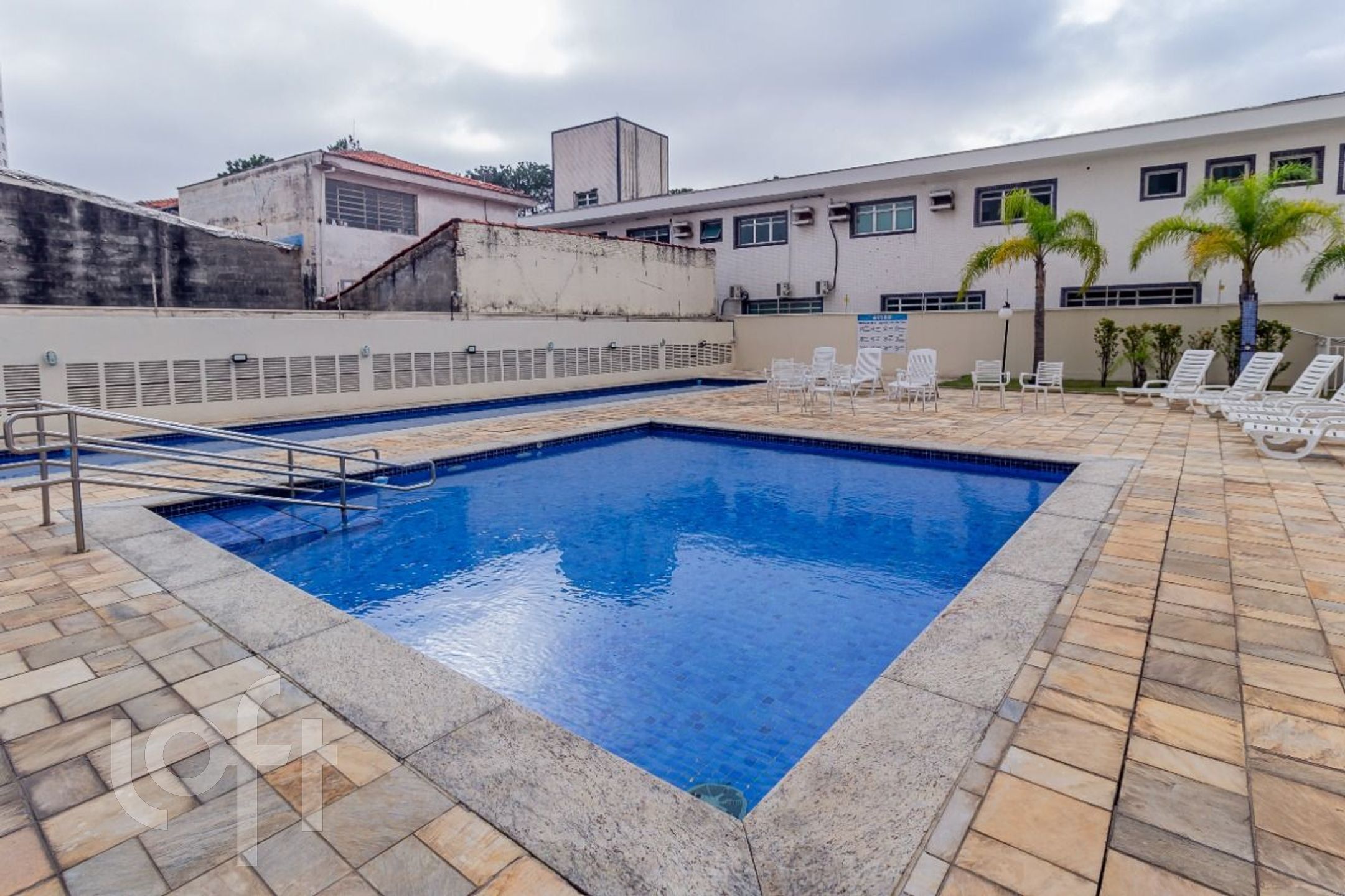 Imagem da propriedade PU1ti374r 48
