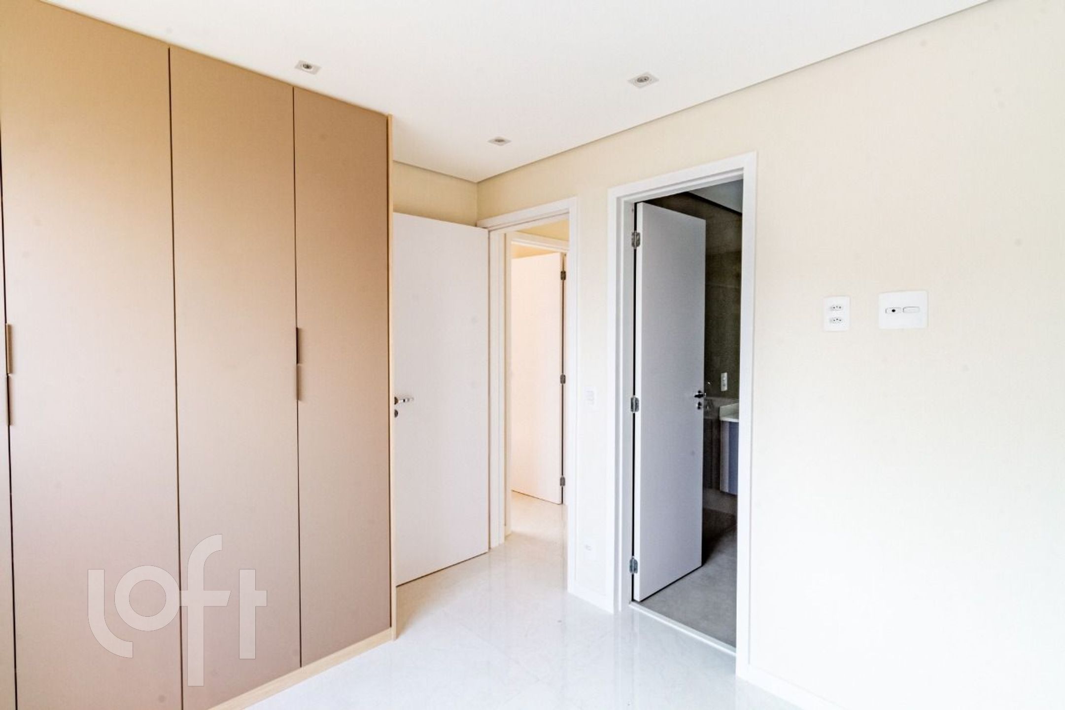 Apartamento à venda com 2 quartos, 83m² - Foto 15