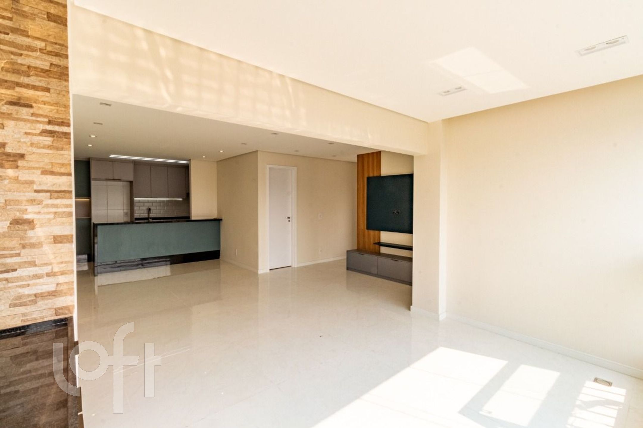 Apartamento à venda com 2 quartos, 83m² - Foto 4