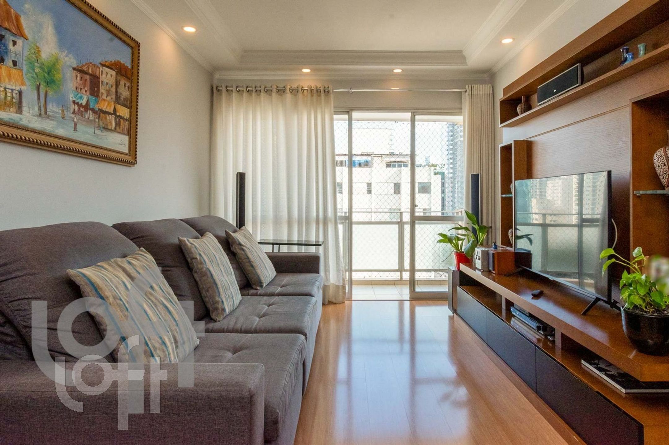 Apartamento à venda com 3 quartos, 92m² - Foto 1