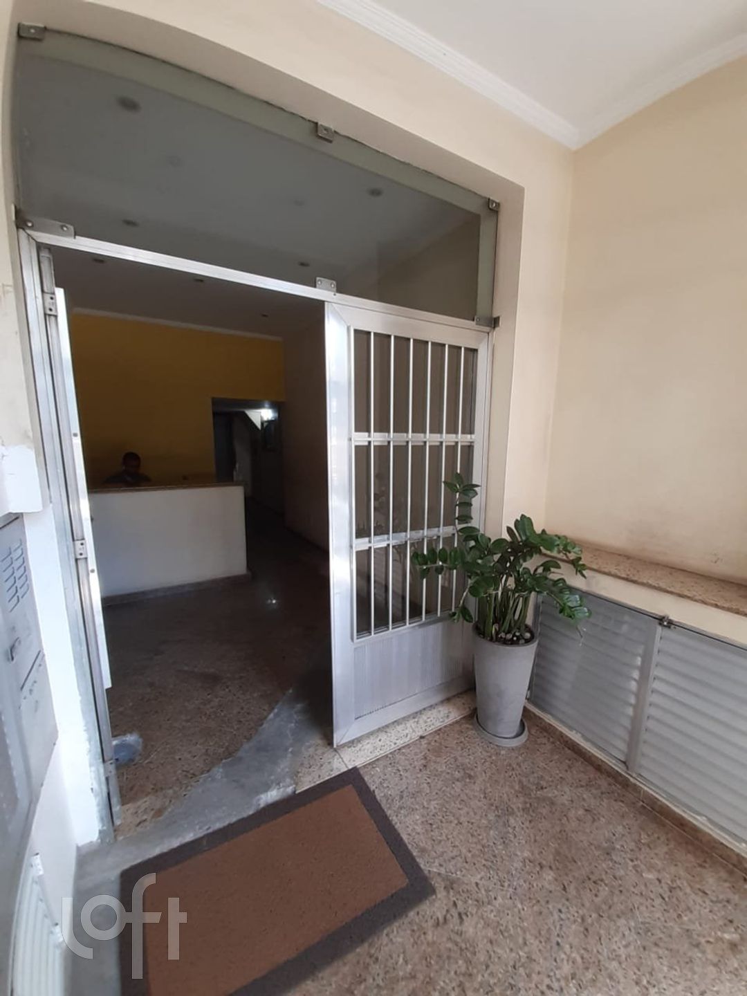 Apartamento à venda com 2 quartos, 57m² - Foto 13