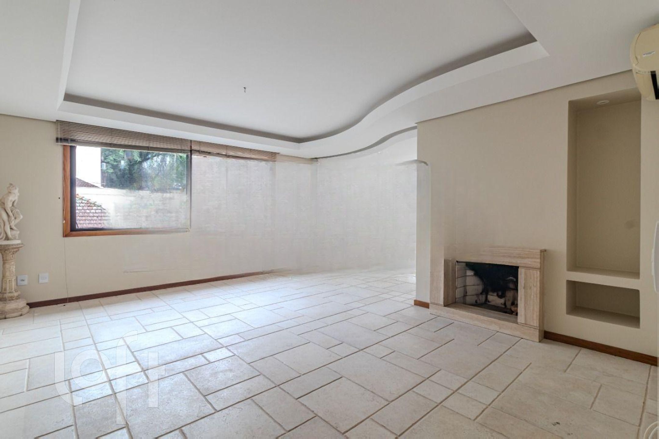 Apartamento com 122m², 3 dormitórios, 2 vagas, Petrópolis em Porto Alegre