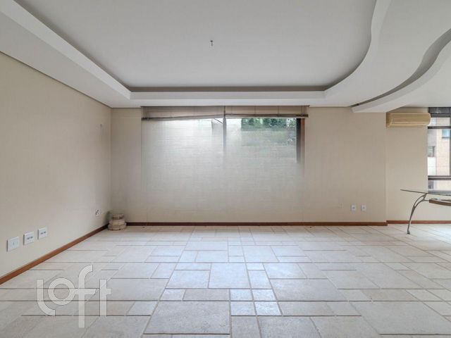 Apartamento com 122m², 3 dormitórios, 2 vagas, Petrópolis em Porto Alegre