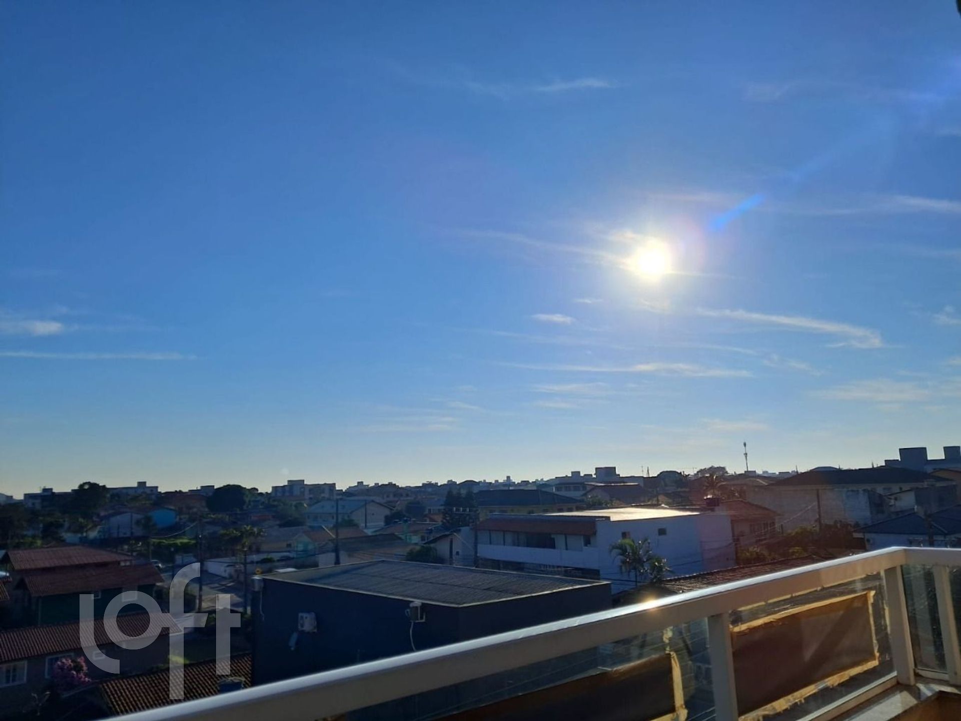 Apartamento à venda em Ingleses com 153 m², 3 quartos, 1 suíte, 2 vagas