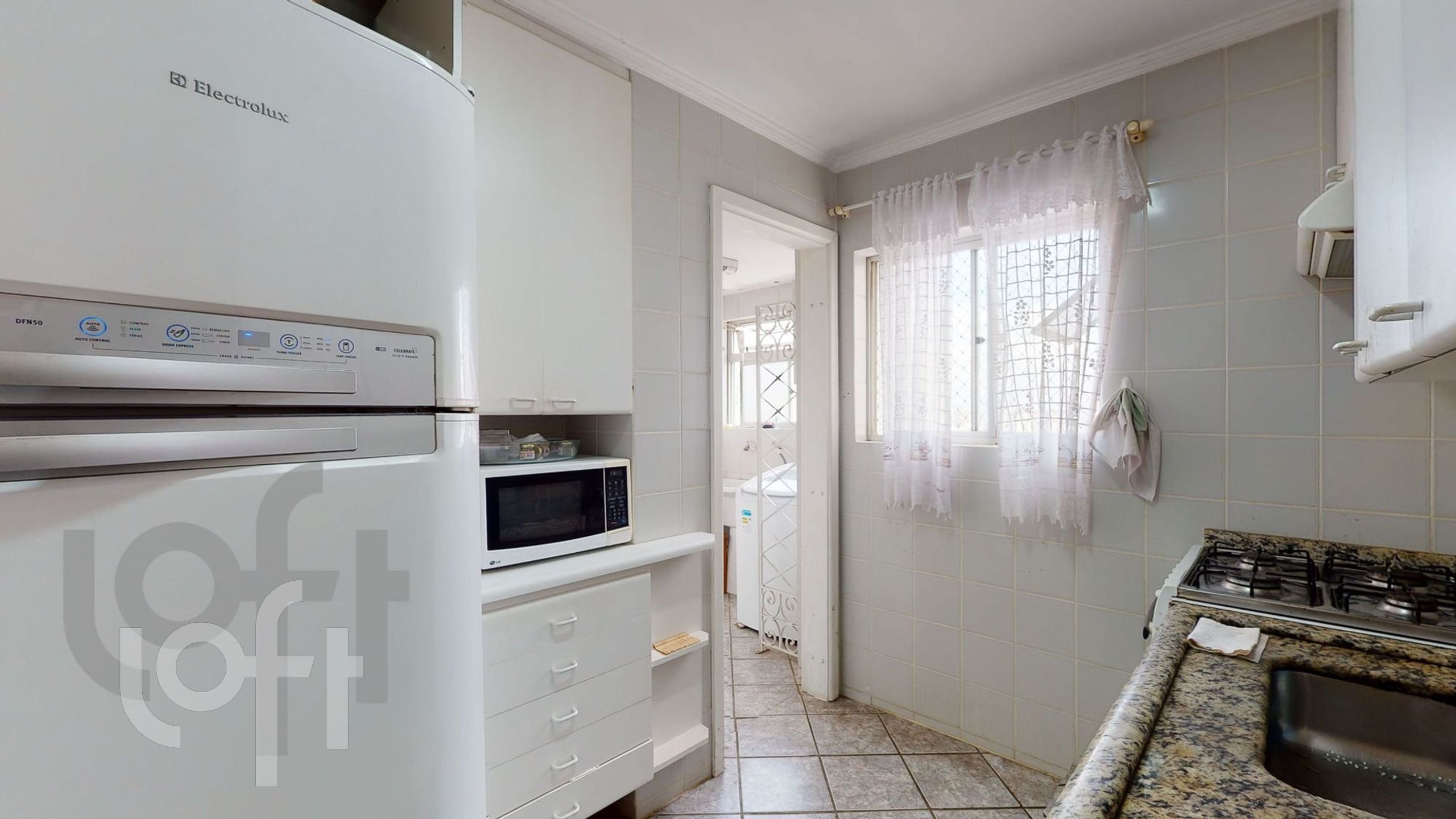 Apartamento à venda com 2 quartos, 64m² - Foto 25