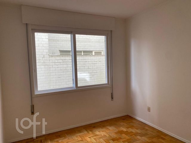 Apartamento com 55m², 2 dormitórios, 1 vaga, São João em Porto Alegre