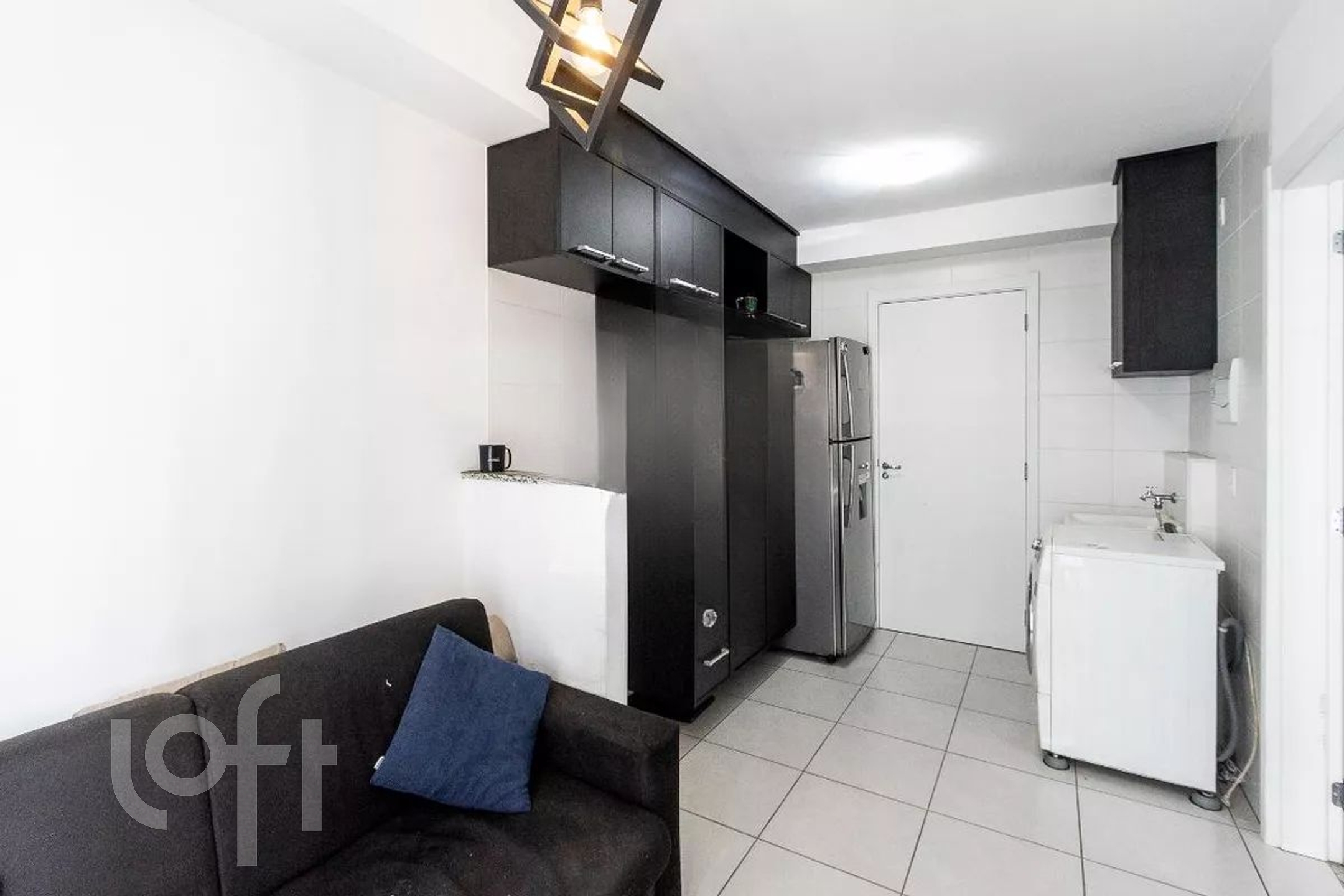 Apartamento à venda com 1 quarto, 28m² - Foto 3