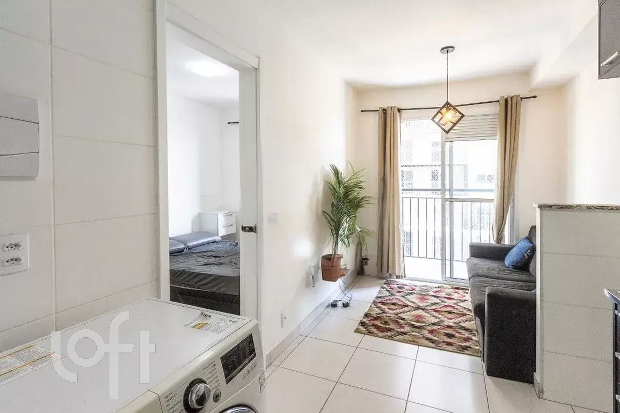 Apartamento à venda com 1 quarto, 28m² - Foto 1