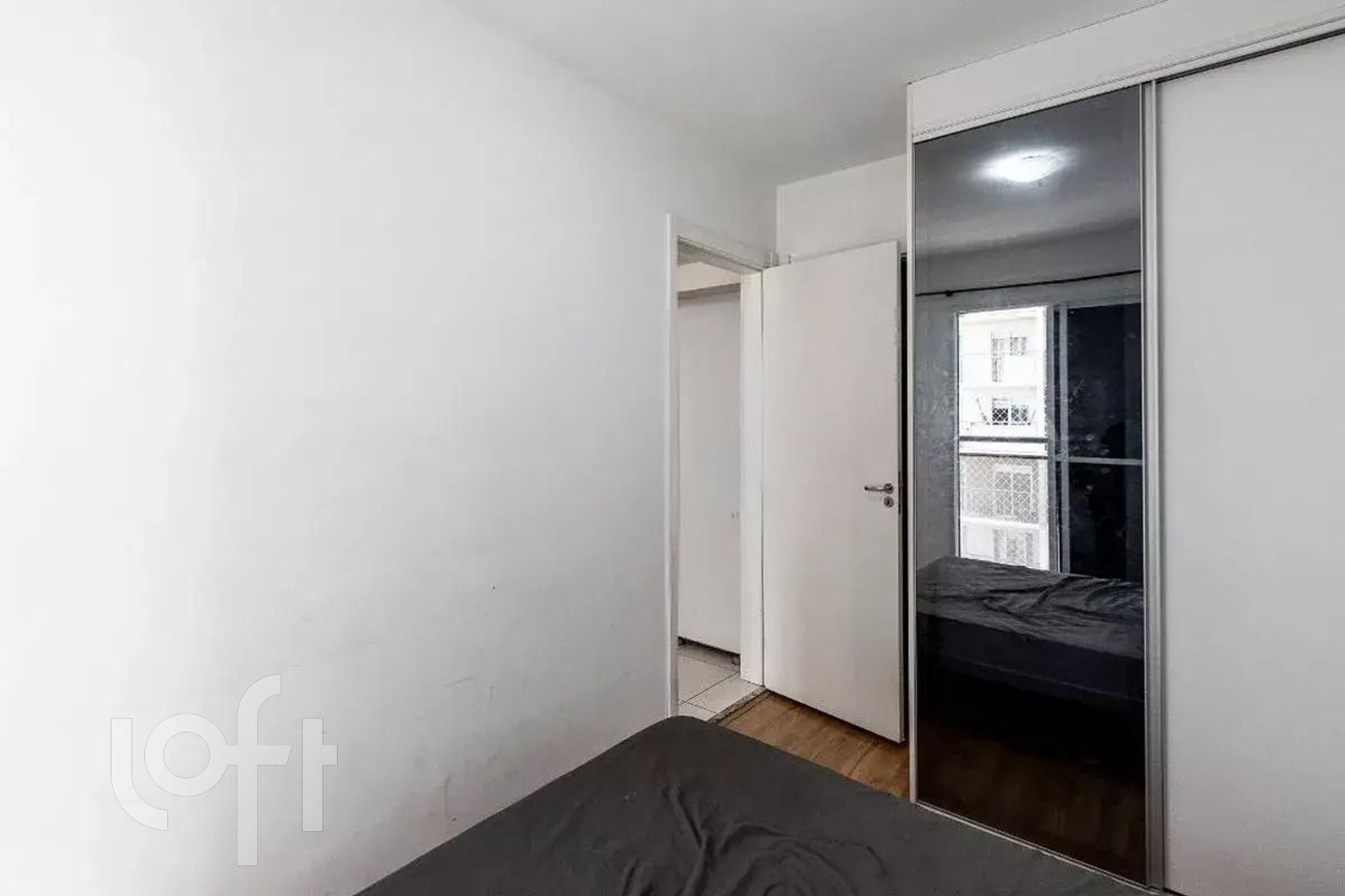 Apartamento à venda com 1 quarto, 28m² - Foto 13