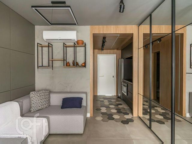 Apartamento com 27m², 1 dormitório, Cidade Baixa em Porto Alegre