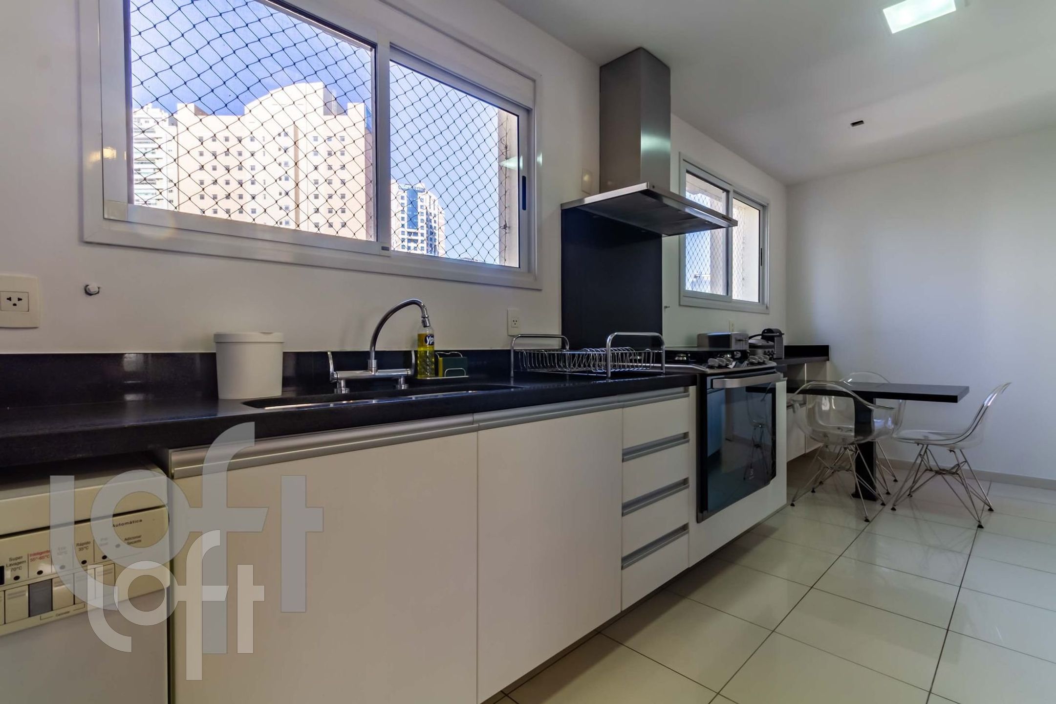 Apartamento à venda com 4 quartos, 205m² - Foto 28