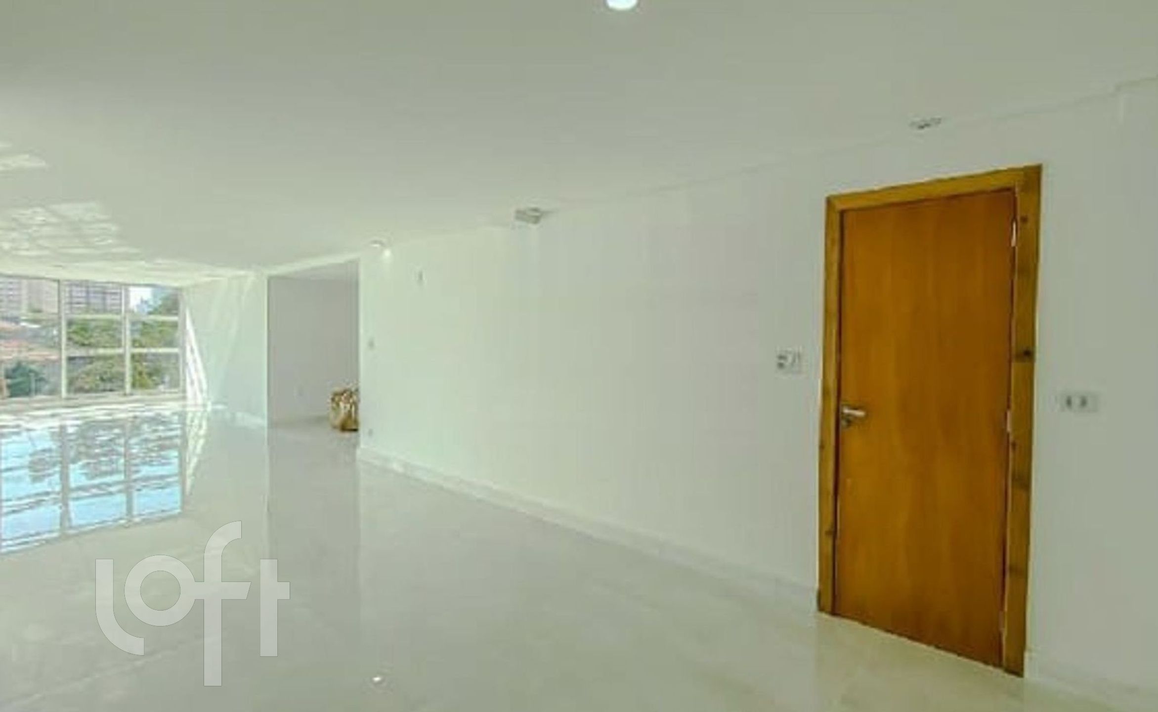 Apartamento à venda com 4 quartos, 260m² - Foto 3