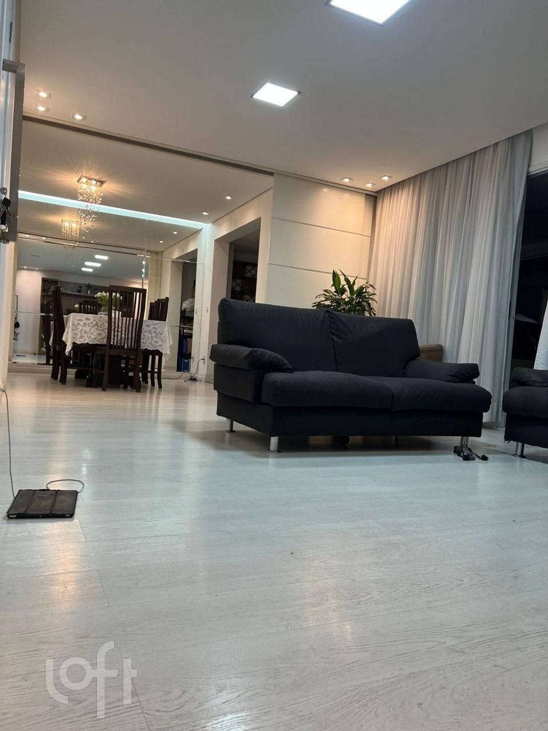 Apartamento à venda com 4 quartos, 178m² - Foto 1