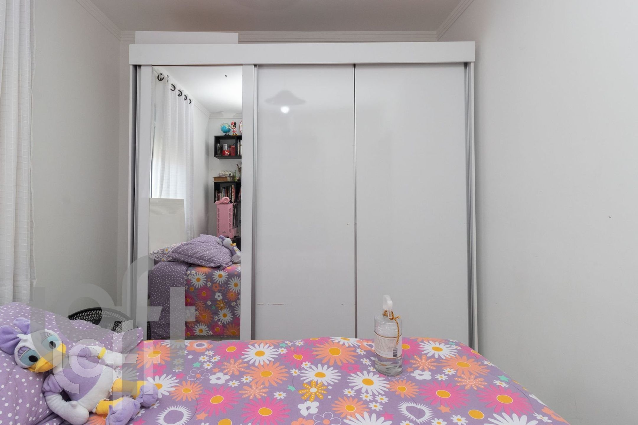 Apartamento à venda com 3 quartos, 102m² - Foto 2