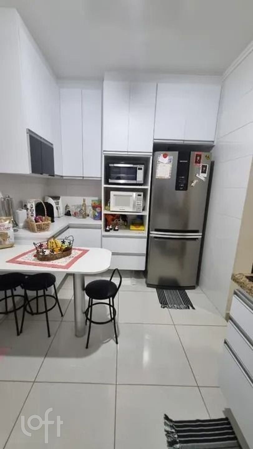 Casa à venda com 2 quartos, 70m² - Foto 3