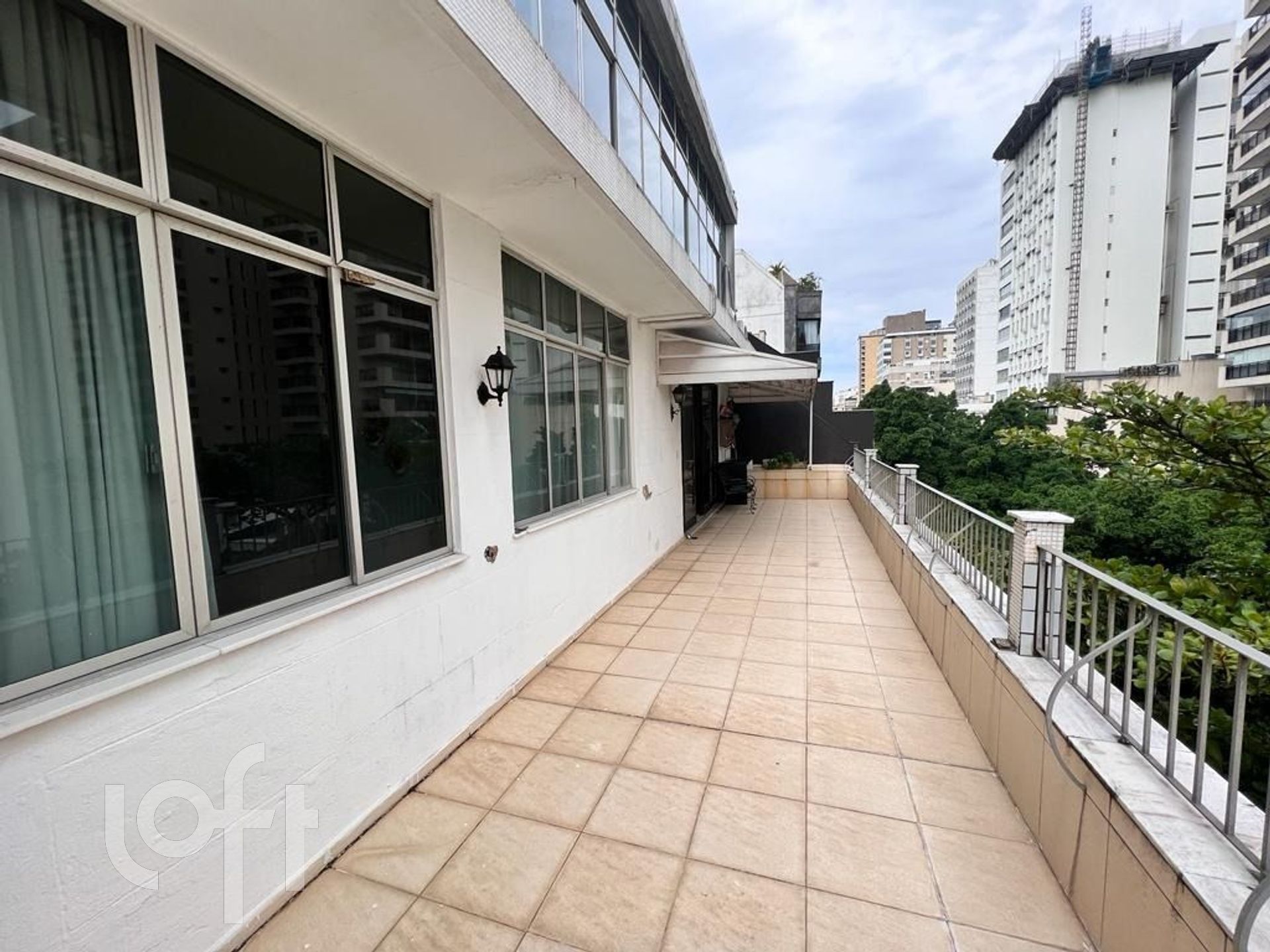 Apartamento à venda com 3 quartos, 366m² - Foto 19