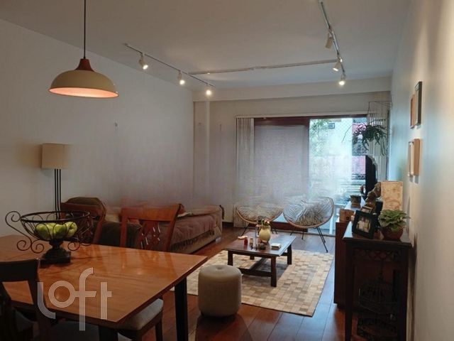 Apartamento com 113m², 3 dormitórios, 1 suíte, 1 vaga, Jardim Botânico em Porto Alegre